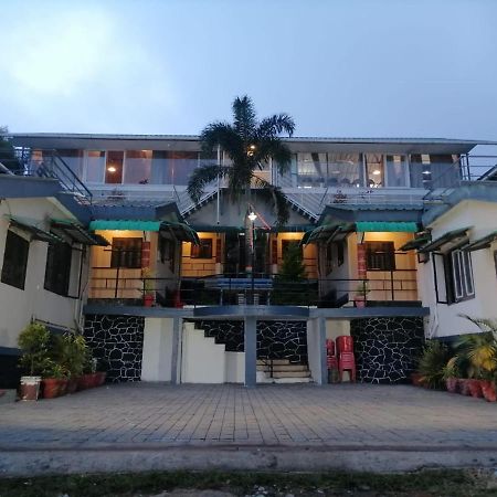 Хостел Vagamon Lake Palace Экстерьер фото