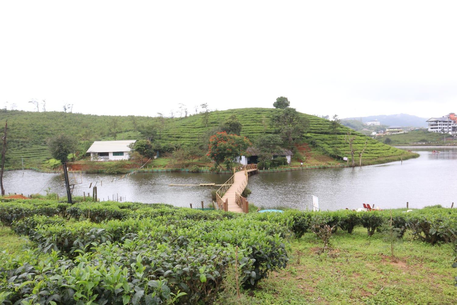 Хостел Vagamon Lake Palace Экстерьер фото